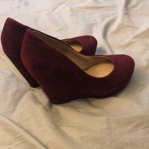 Le Château Wedge Shoe